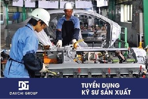 PESANAN UNTUK TEKNISI PRODUKSI DI PABRIK