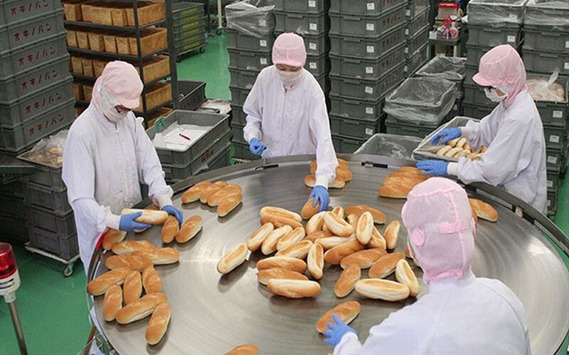 PESANAN PEMBUATAN ROTI _KELAS 3